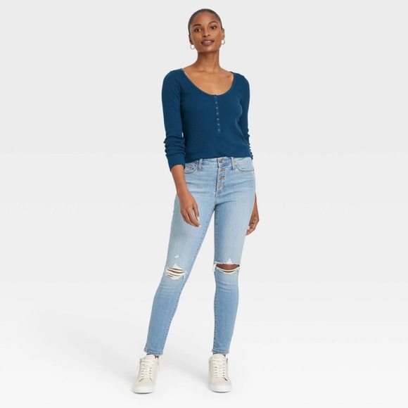 Universal Thread | Shirt - Picture 2 of 5